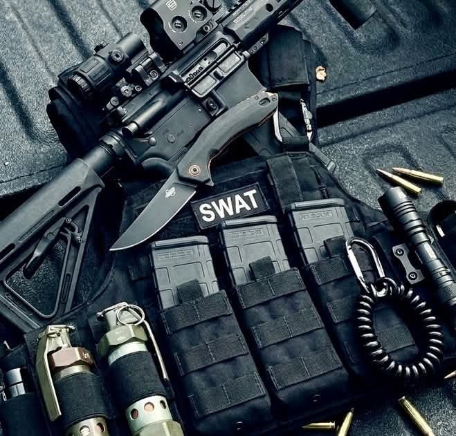 Military & Tactical